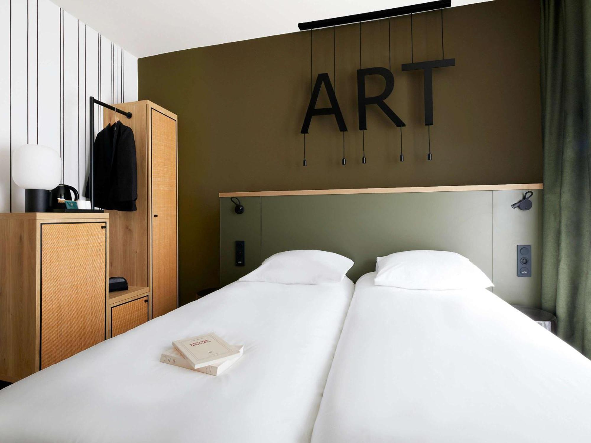 Mercure Grand Hotel Metz Centre Cathedrale Bagian luar foto