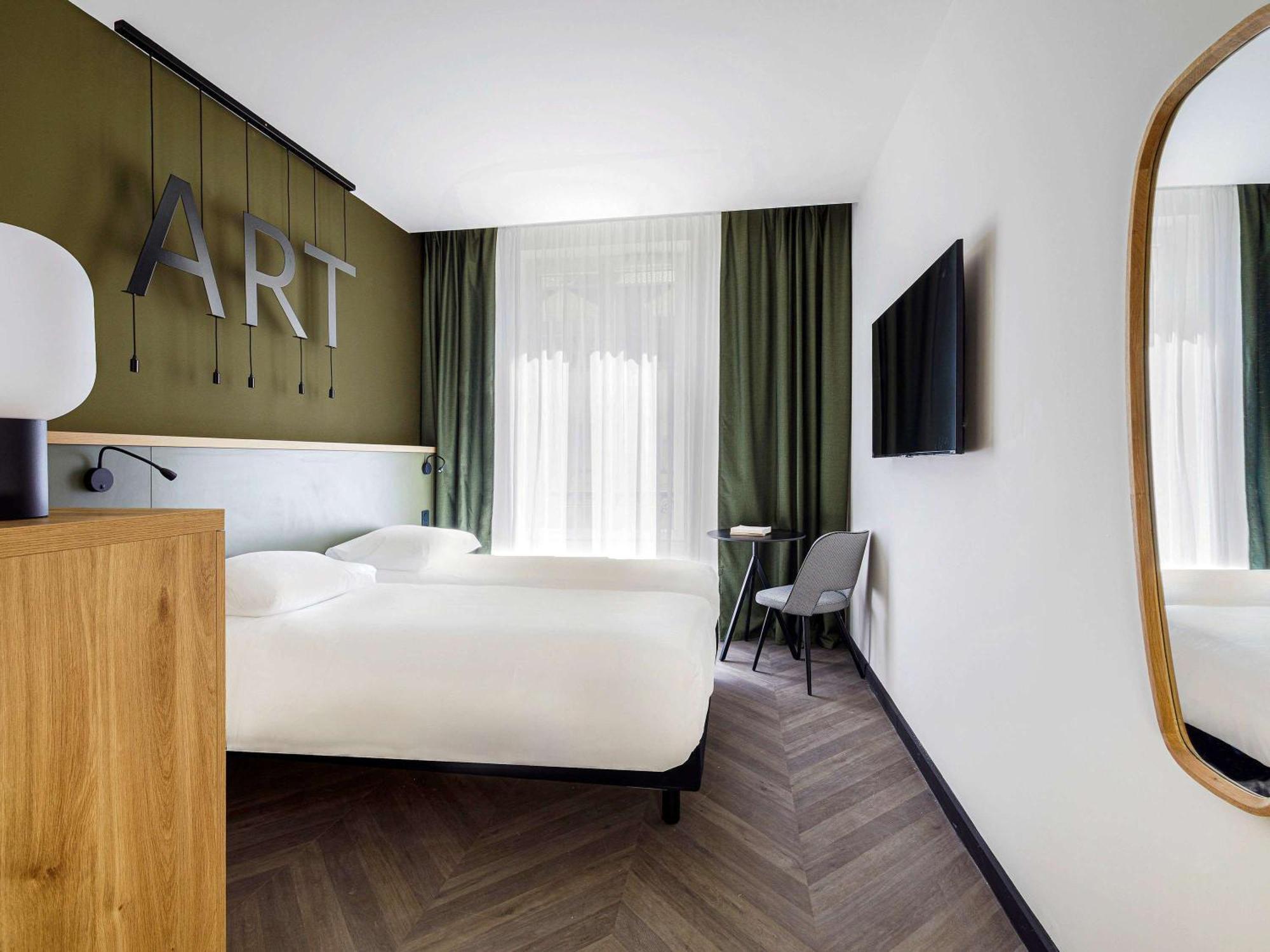 Mercure Grand Hotel Metz Centre Cathedrale Bagian luar foto