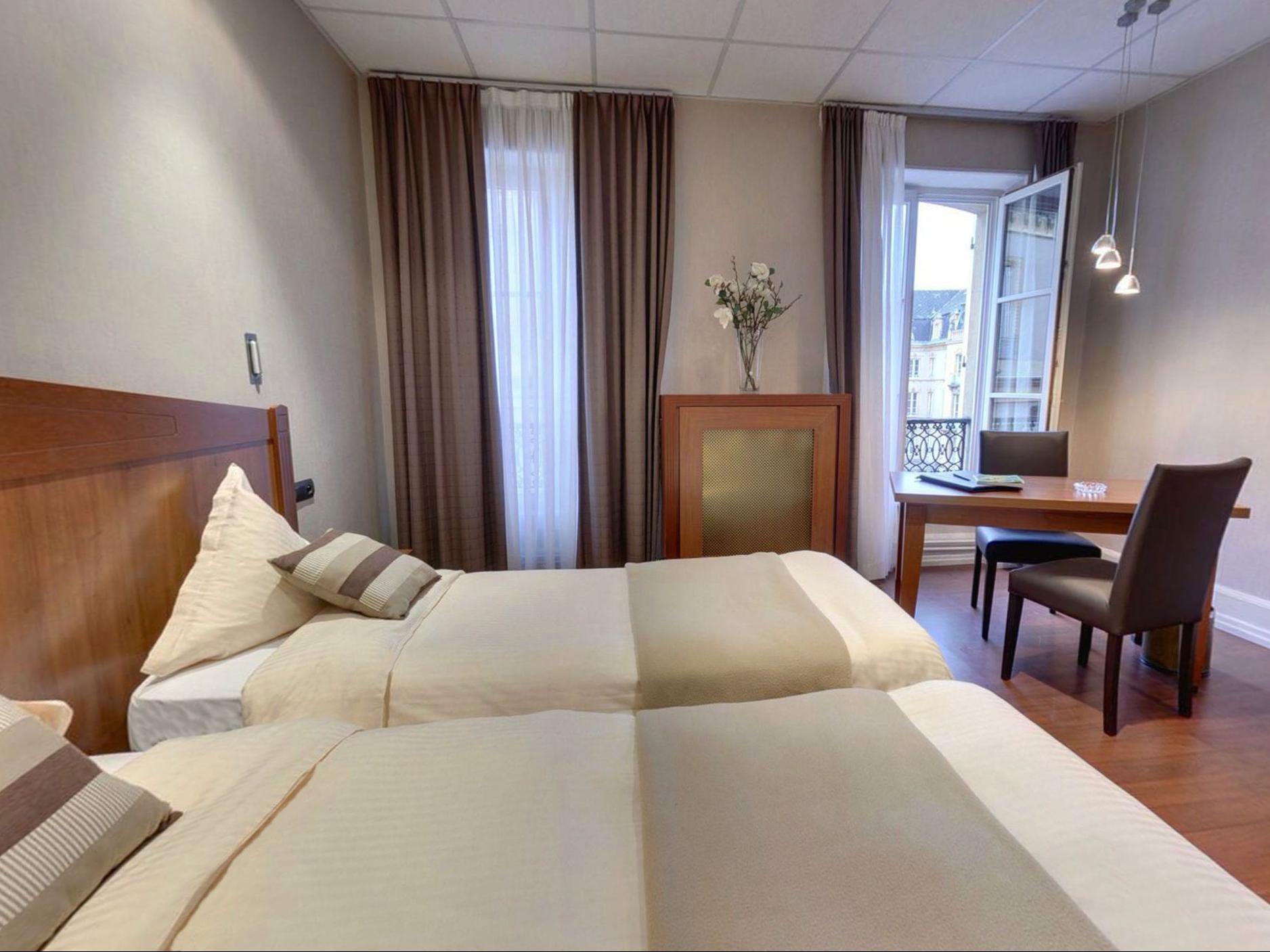 Mercure Grand Hotel Metz Centre Cathedrale Bagian luar foto