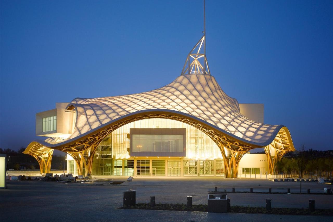 Mercure Grand Hotel Metz Centre Cathedrale Bagian luar foto