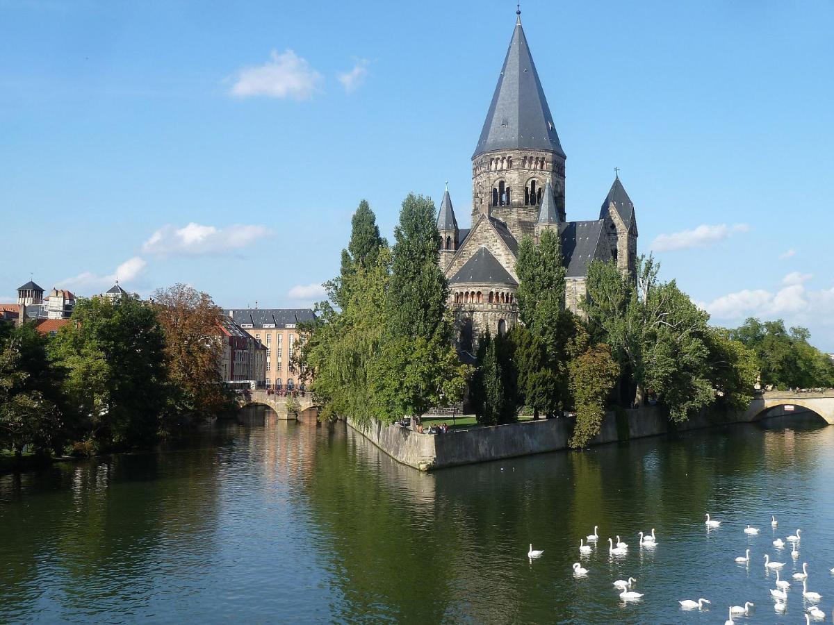 Mercure Grand Hotel Metz Centre Cathedrale Bagian luar foto